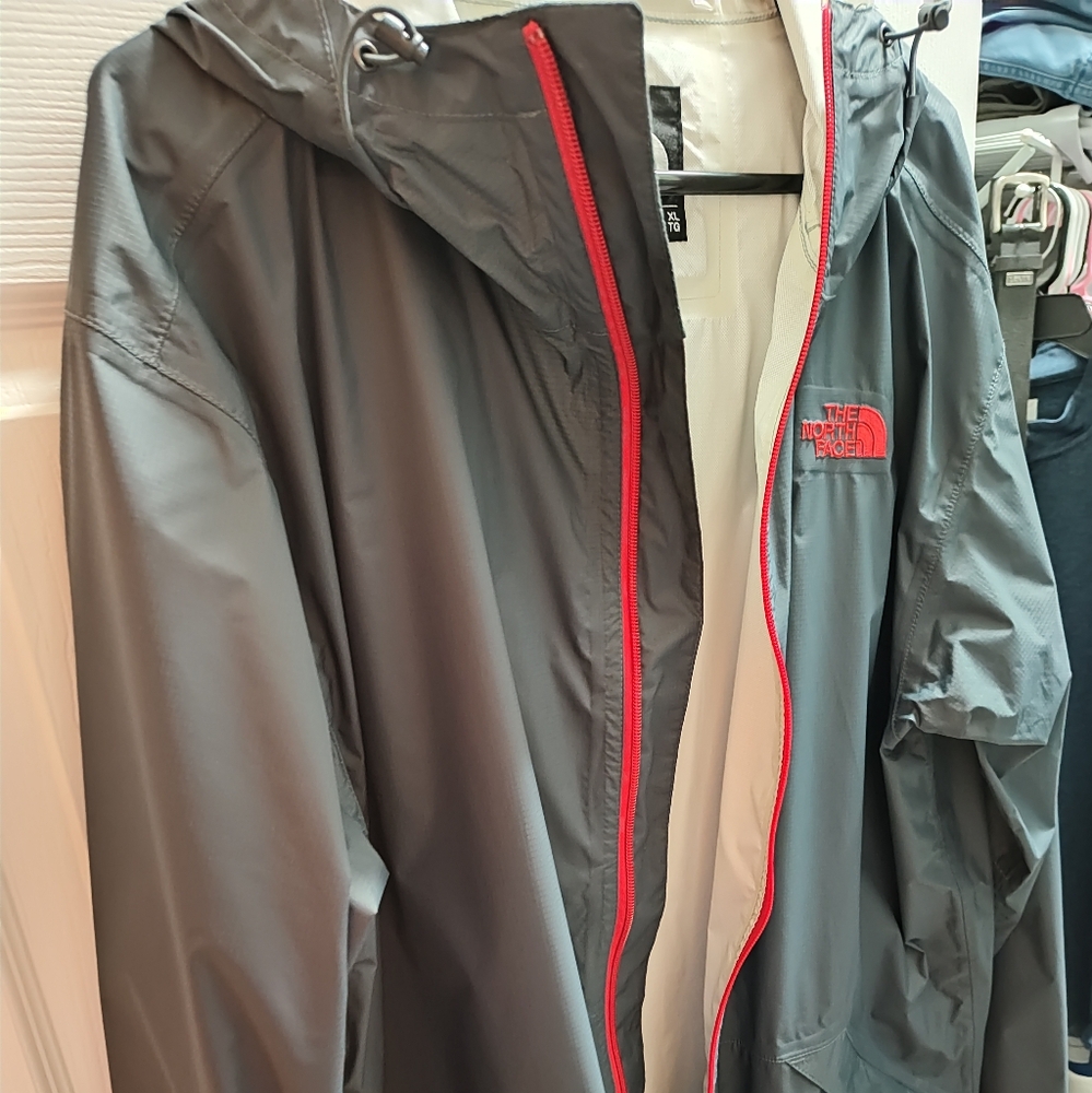 The North Face Men's Gray Jacket